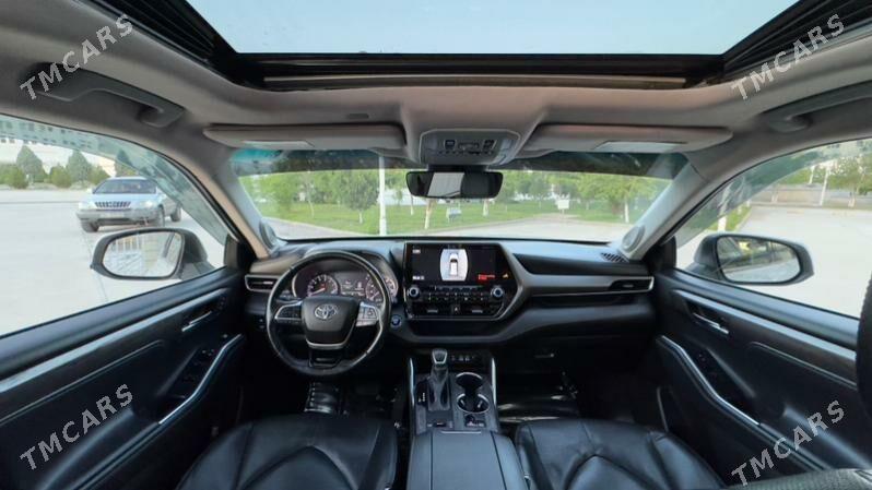 Toyota Highlander 2022 - 550 000 TMT - Дашогуз - img 4
