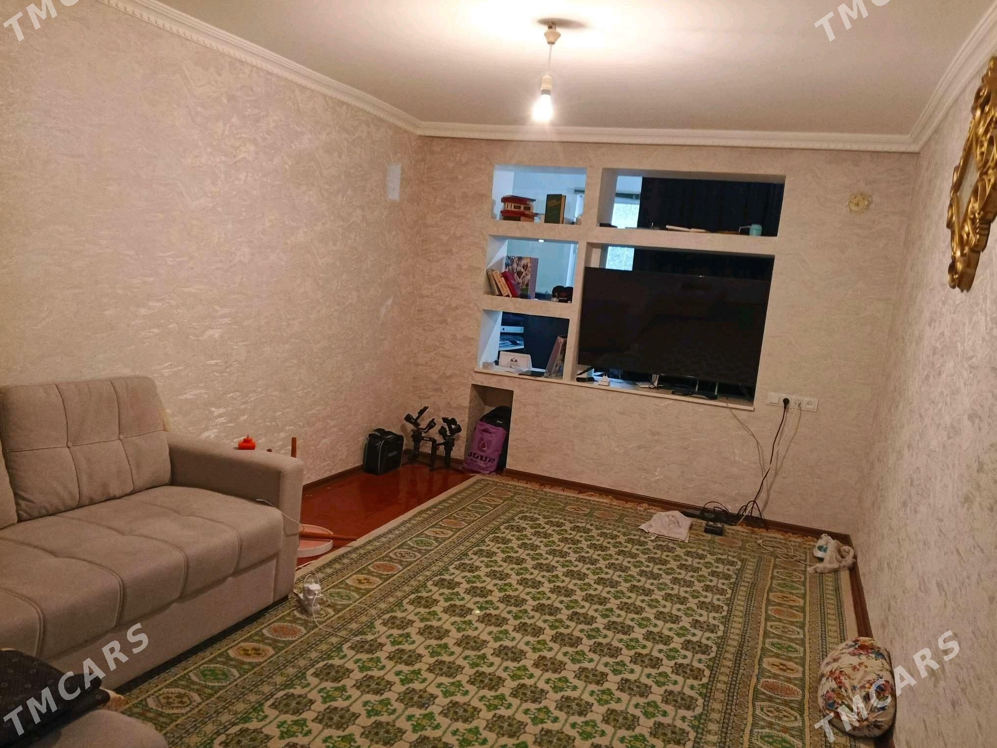 2 комнатная - 2 mkr - img 2