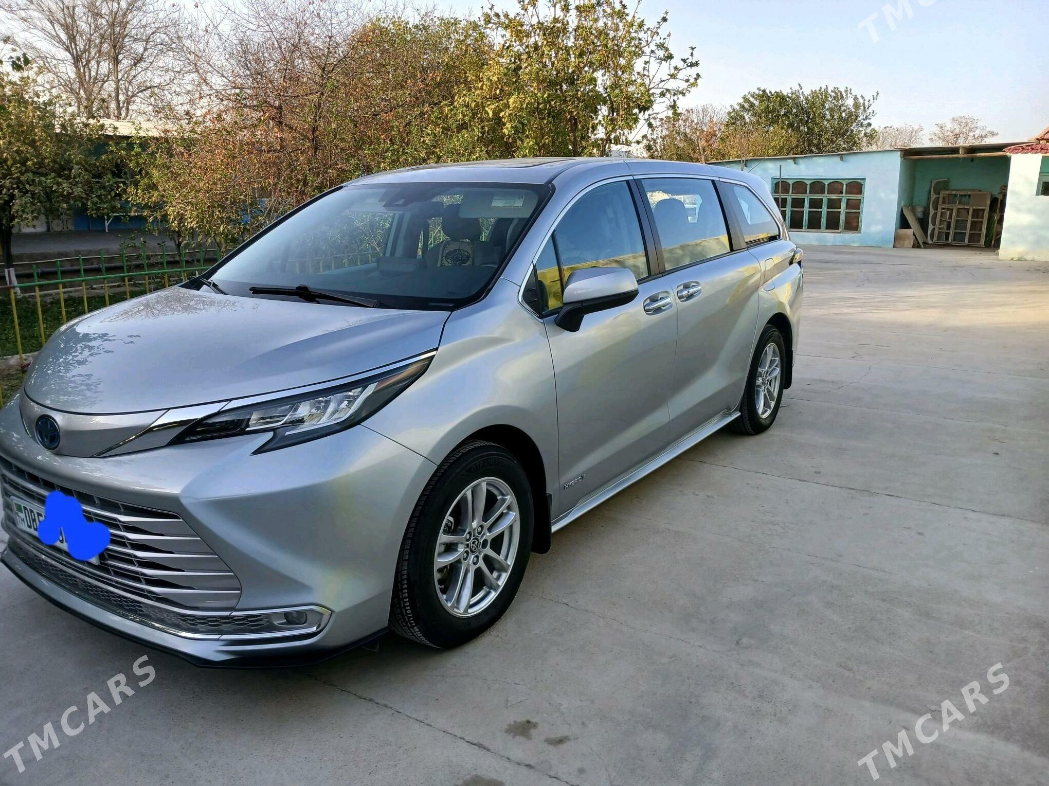 Toyota Sienna 2021 - 560 000 TMT - Kaka - img 1