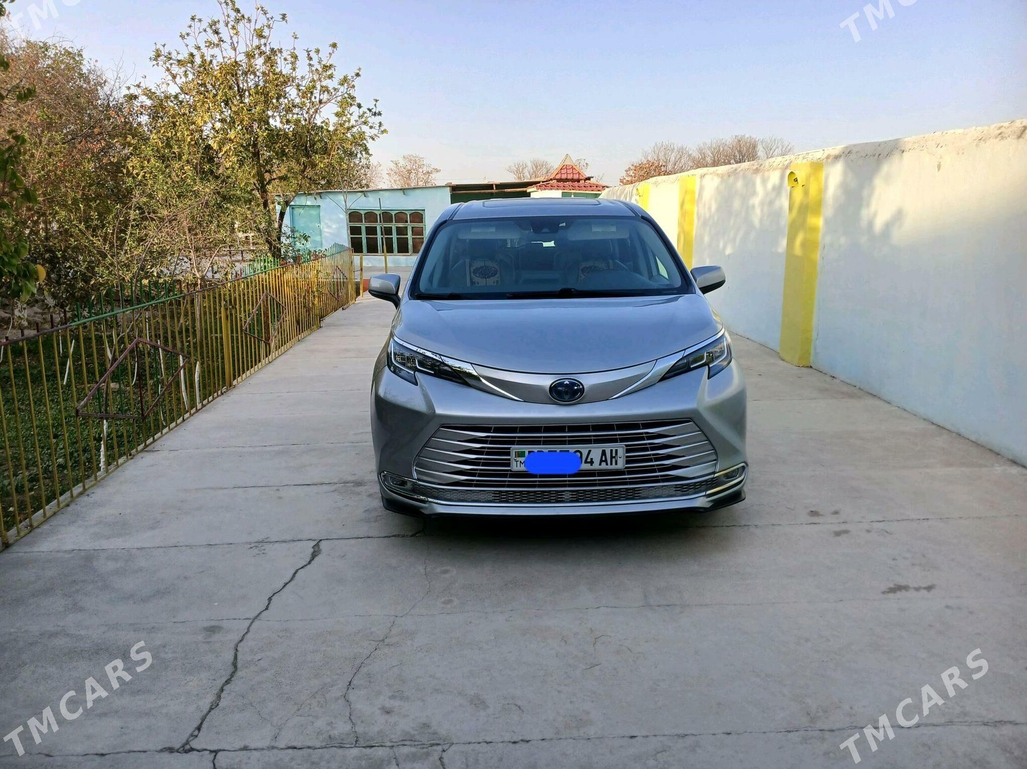 Toyota Sienna 2021 - 560 000 TMT - Kaka - img 4