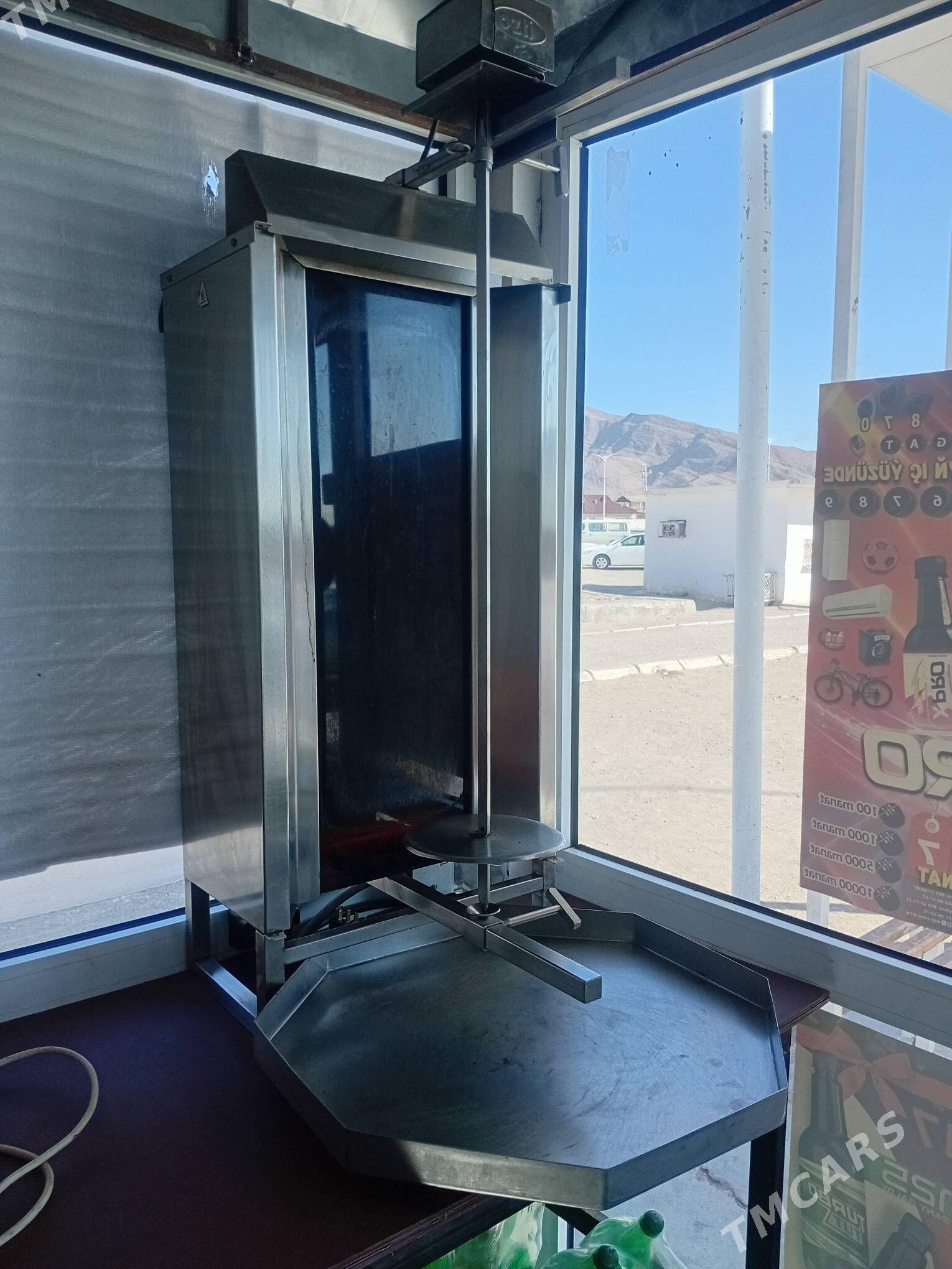 Döner aparat (Özti) - Джебел - img 2