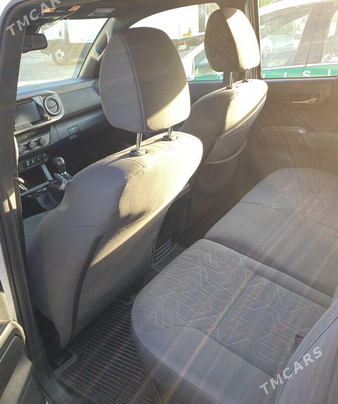 Toyota Tacoma 2019 - 411 000 TMT - Aşgabat - img 5
