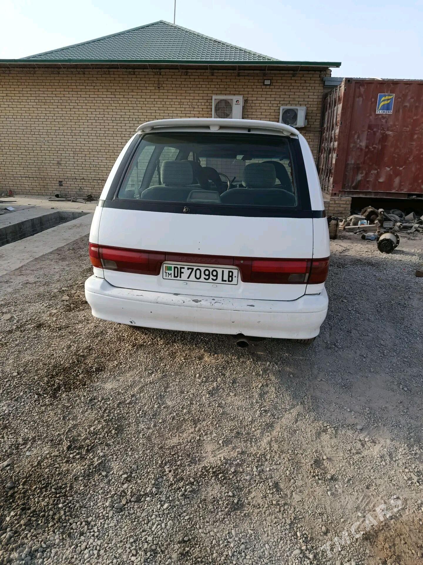 Toyota Previa 1993 - 85 000 TMT - Халач - img 3