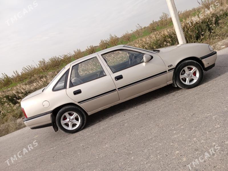 Opel Vectra 1992 - 25 000 TMT - Мары - img 2