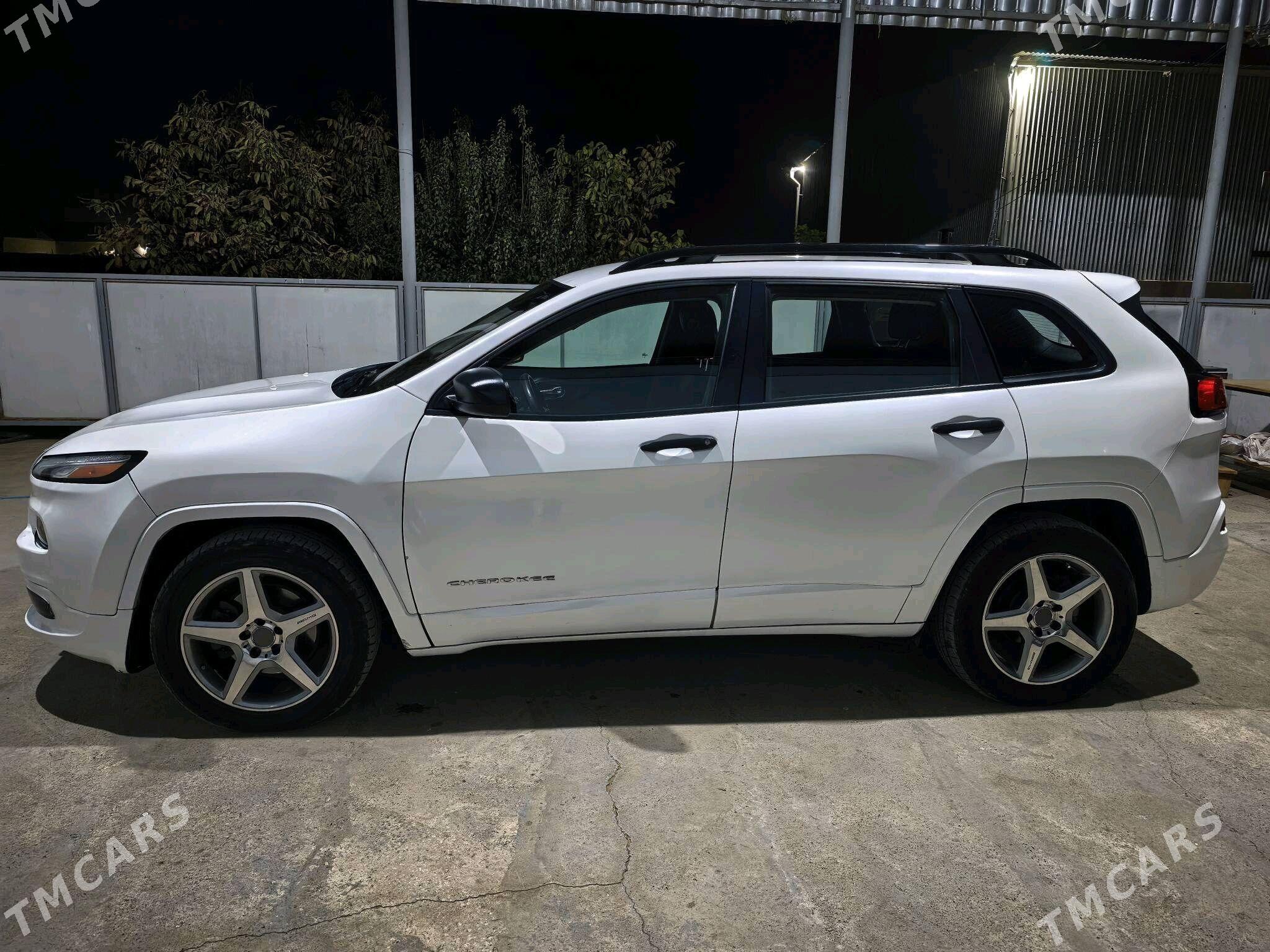 Jeep Cherokee 2017 - 181 000 TMT - Mary - img 1