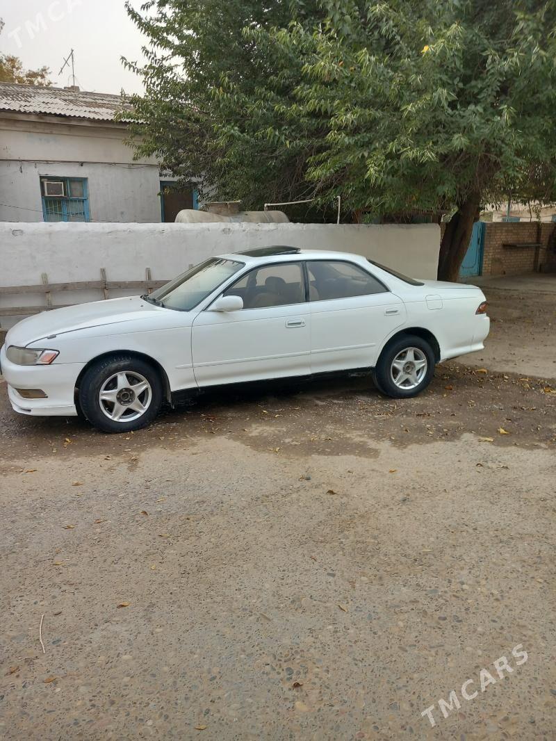 Toyota Mark II 1995 - 39 000 TMT - Тагтабазар - img 3