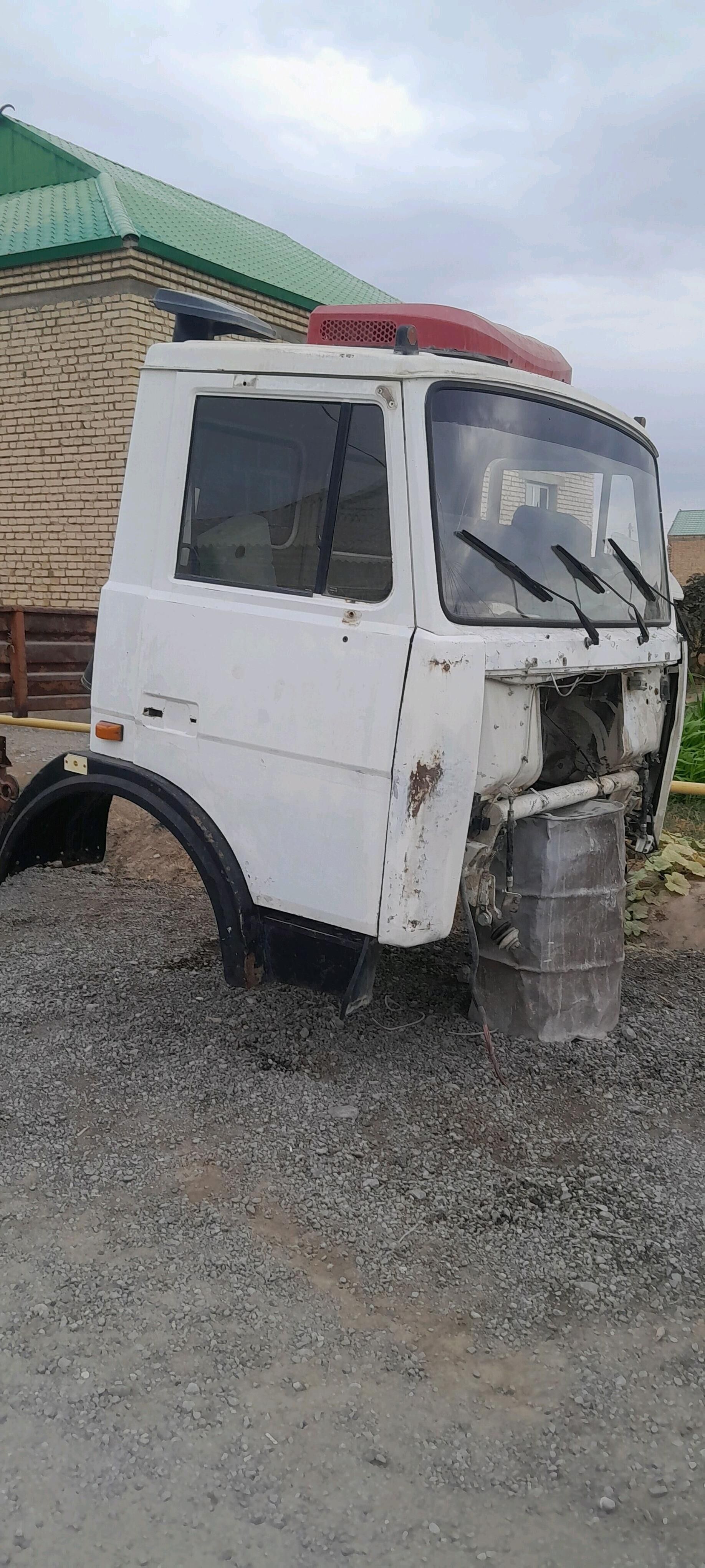 МАЗ Kabine 8 000 TMT - Гёкдепе - img 1