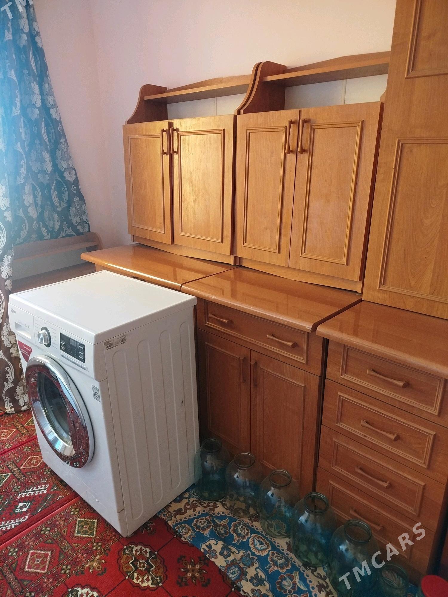 кухонный гарнитур заводской - Мургап - img 1