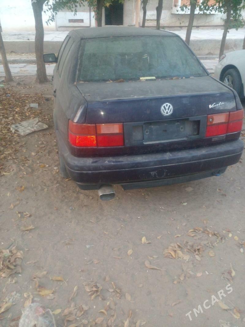 Volkswagen Jetta 1992 - 25 000 TMT - Сейди - img 1