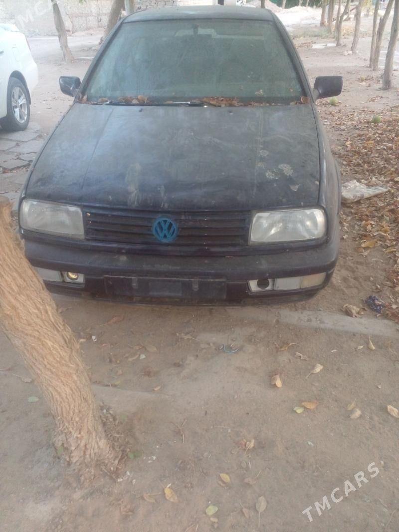 Volkswagen Jetta 1992 - 25 000 TMT - Сейди - img 2