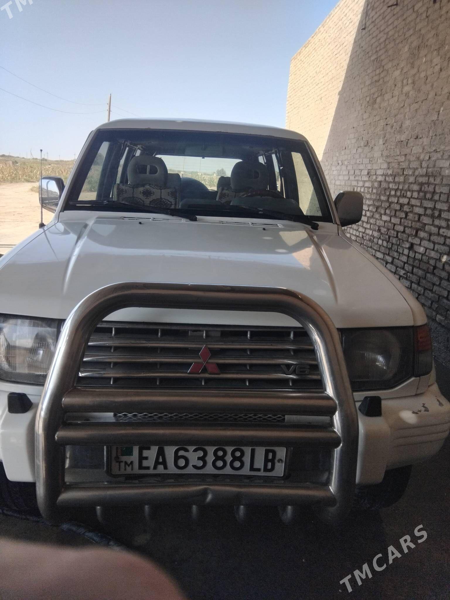 Mitsubishi Pajero 1993 - 60 000 TMT - Hojambaz - img 2