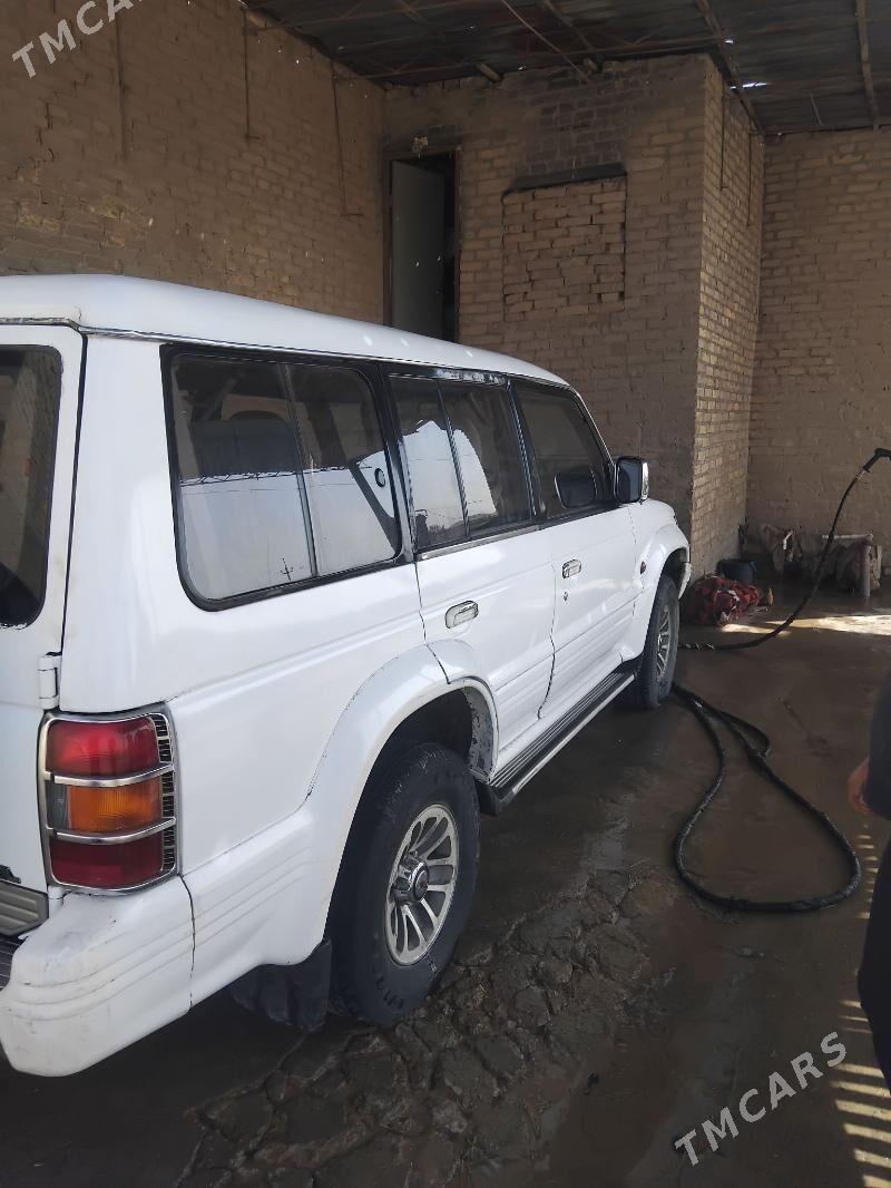 Mitsubishi Pajero 1993 - 60 000 TMT - Hojambaz - img 5