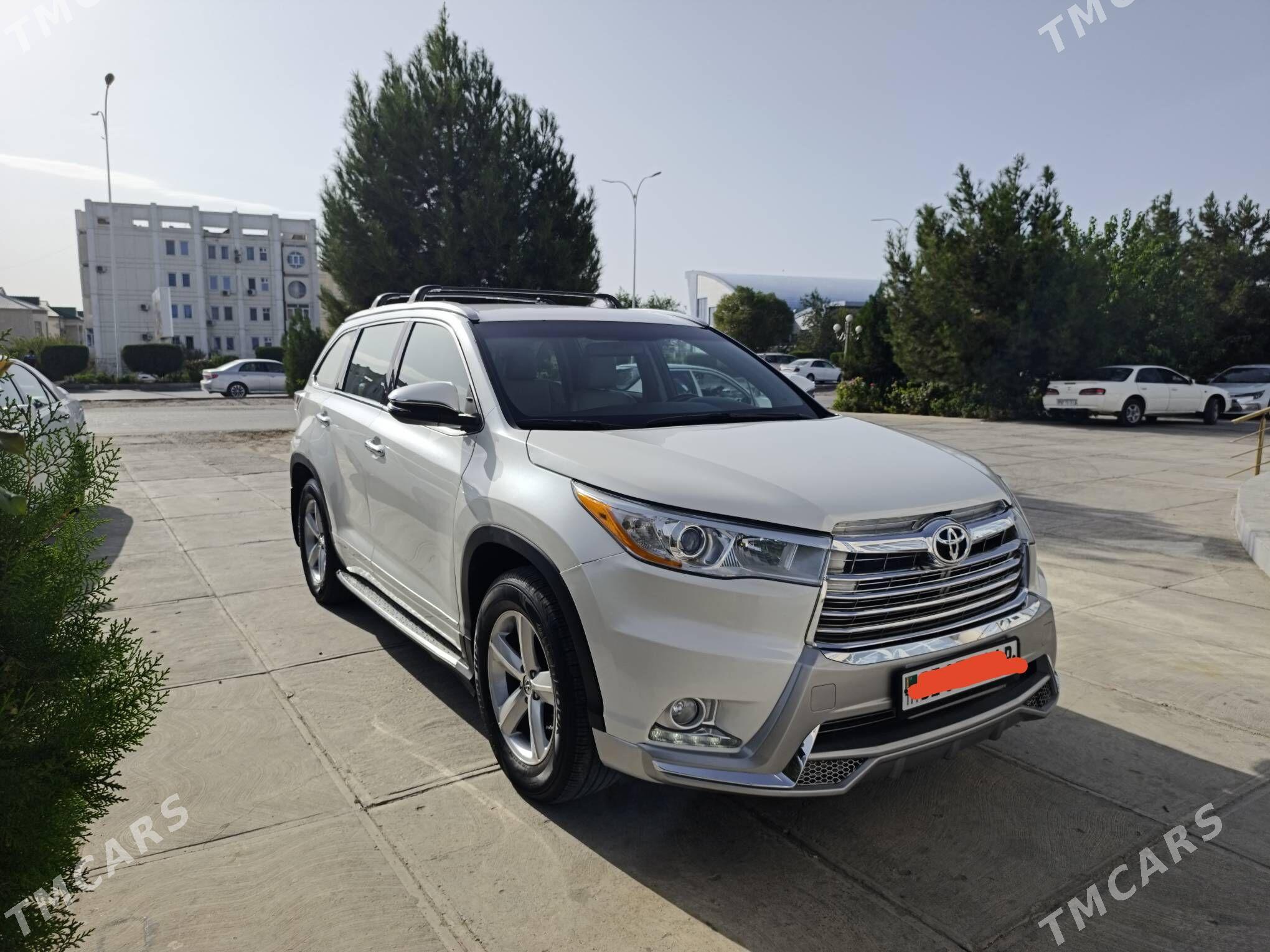 Toyota Highlander 2016 - 440 000 TMT - Чарджоу - img 5