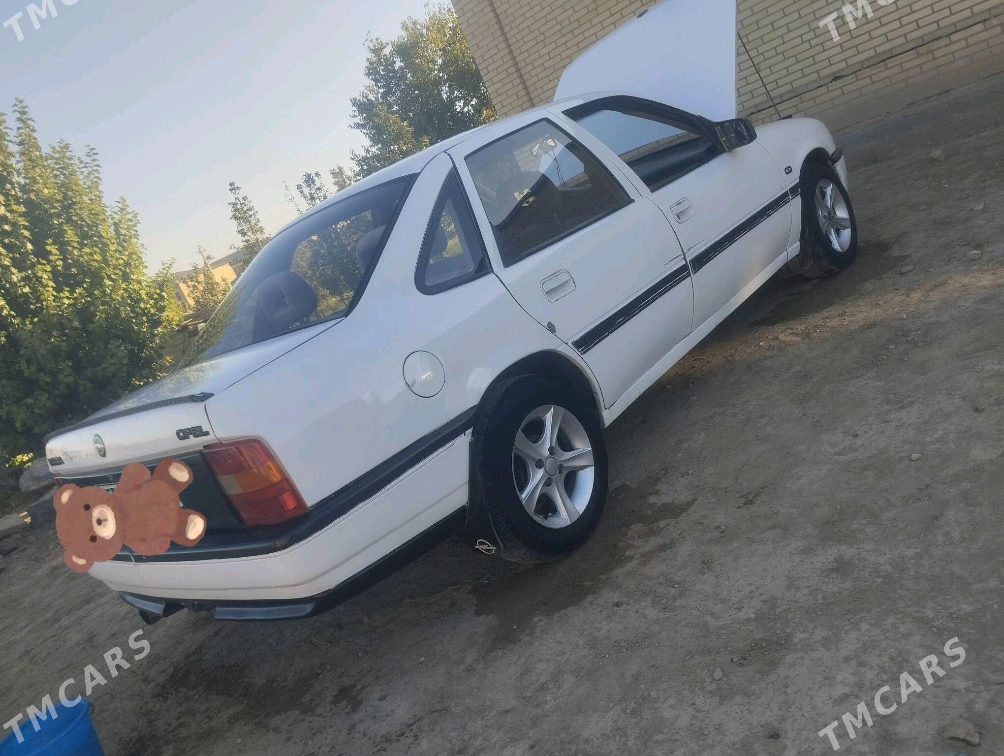 Opel Vectra 1991 - 35 000 TMT - Векильбазар - img 3