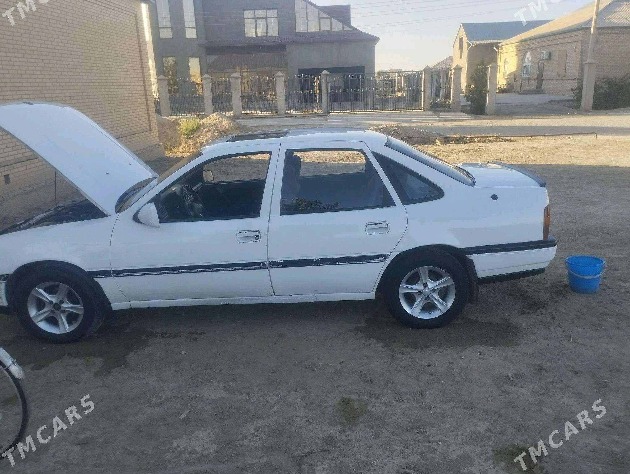 Opel Vectra 1991 - 35 000 TMT - Векильбазар - img 4