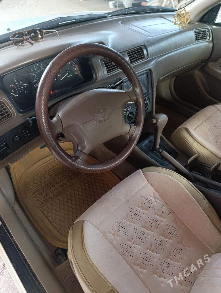 Toyota Camry 2001 - 170 000 TMT - Kerki - img 7