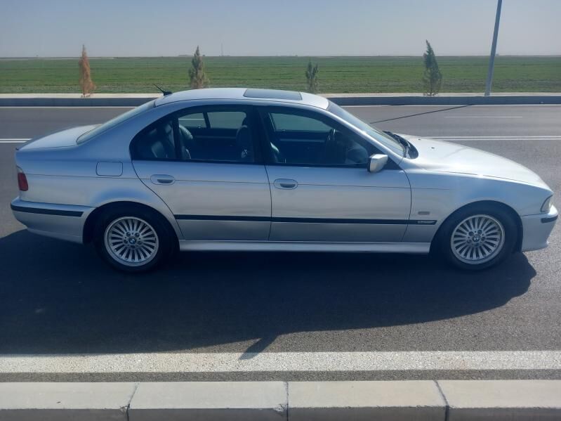 BMW 528 2000 - 110 000 TMT - Кака - img 3