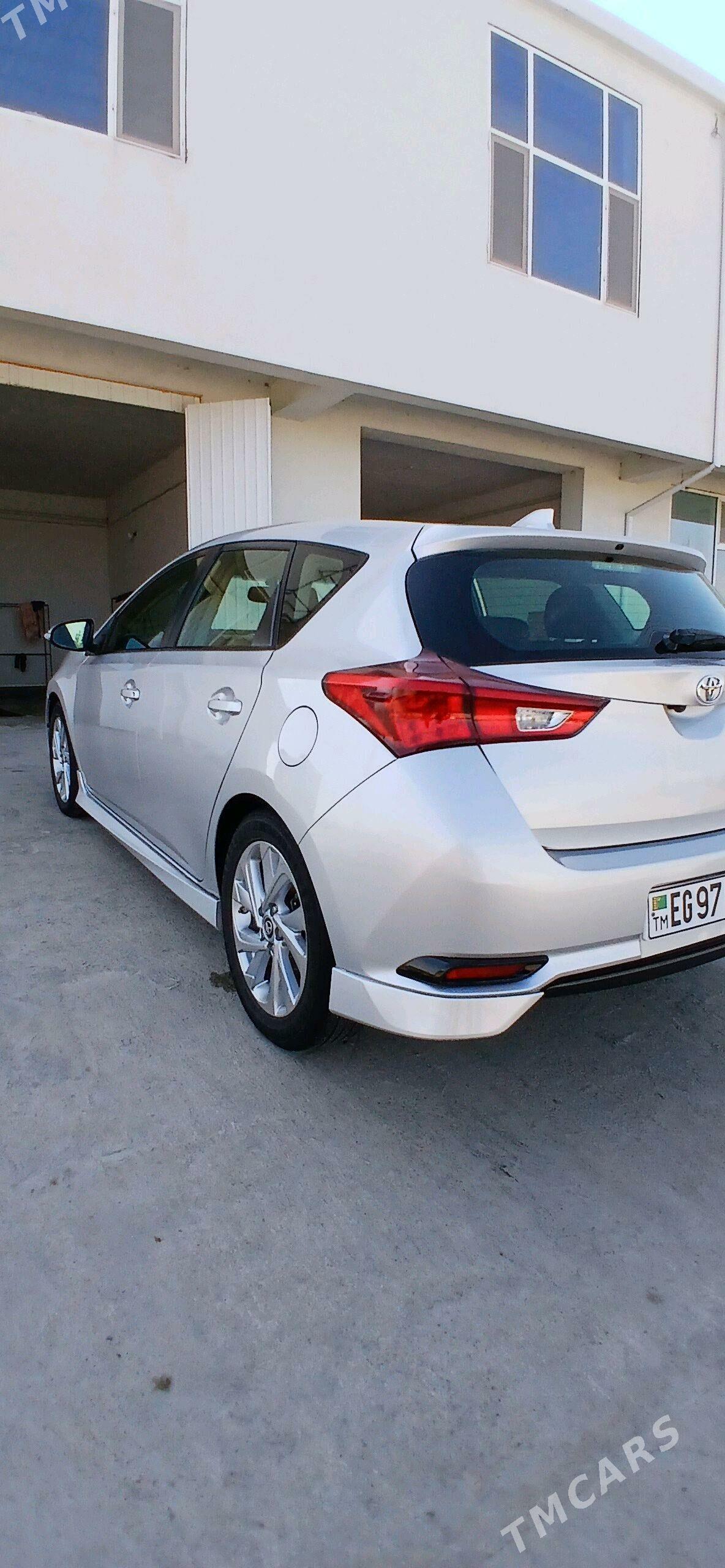 Toyota Corolla 2018 - 220 000 TMT - Мары - img 2