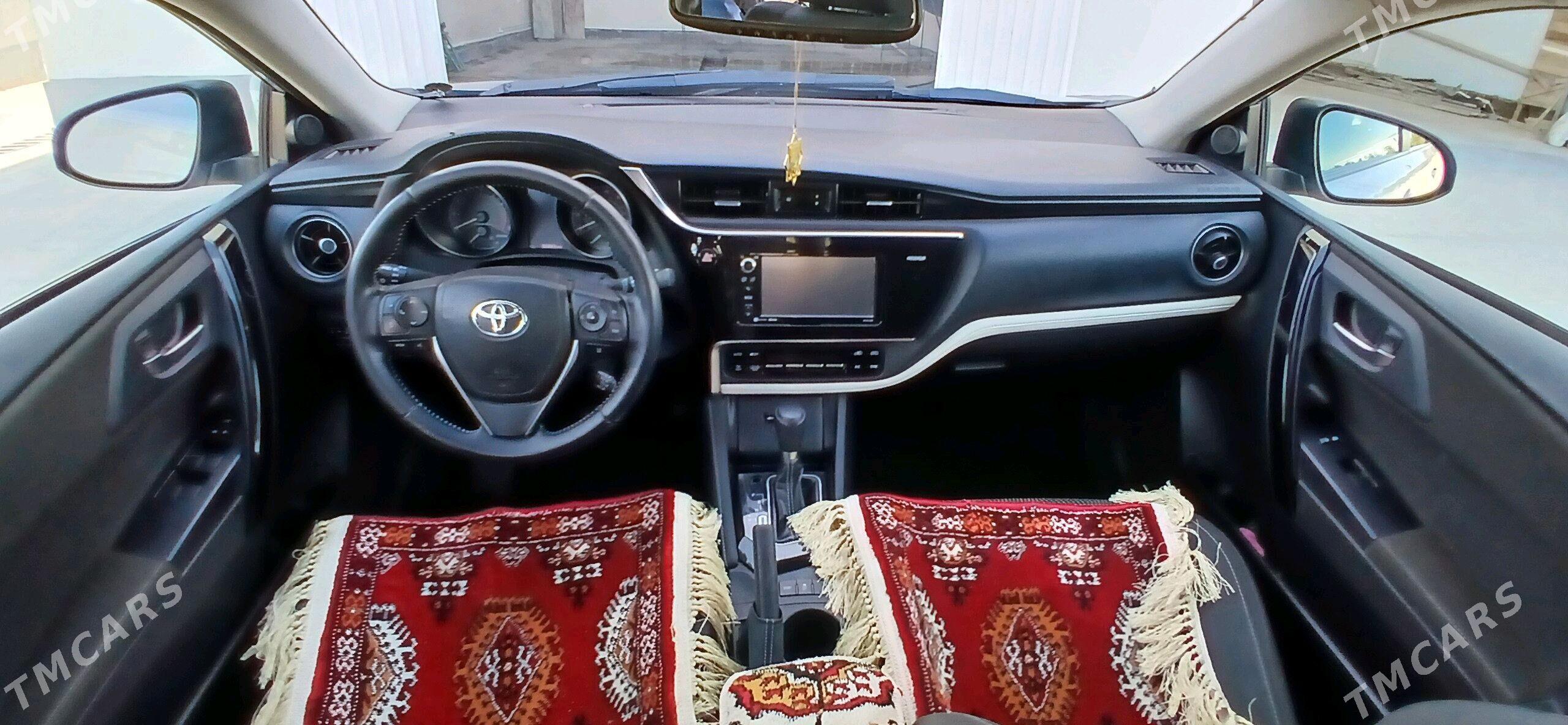 Toyota Corolla 2018 - 220 000 TMT - Мары - img 7