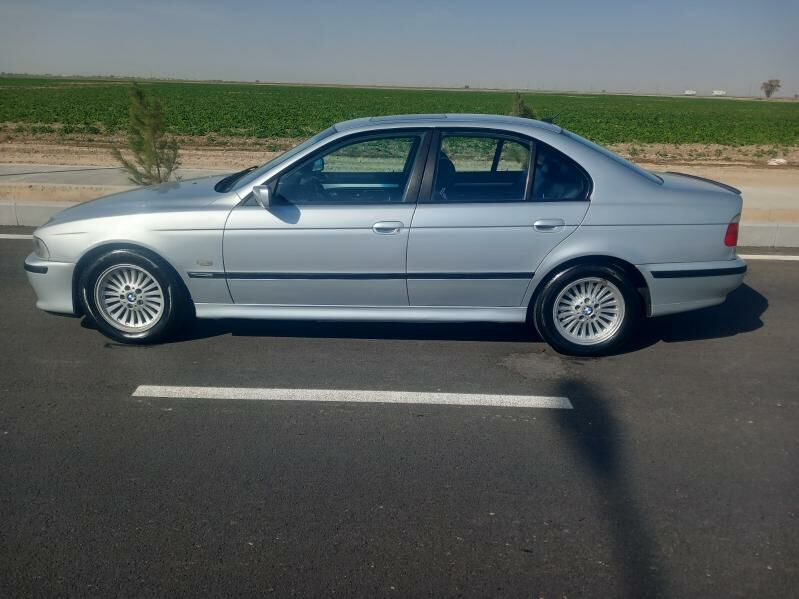 BMW 528 2000 - 110 000 TMT - Кака - img 4