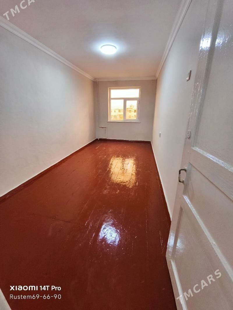 4mkr 4/3etažy 3komnat - 4 мкр - img 3