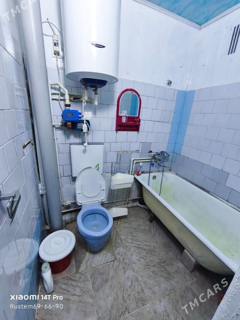 4mkr 4/3etažy 3komnat - 4 мкр - img 6