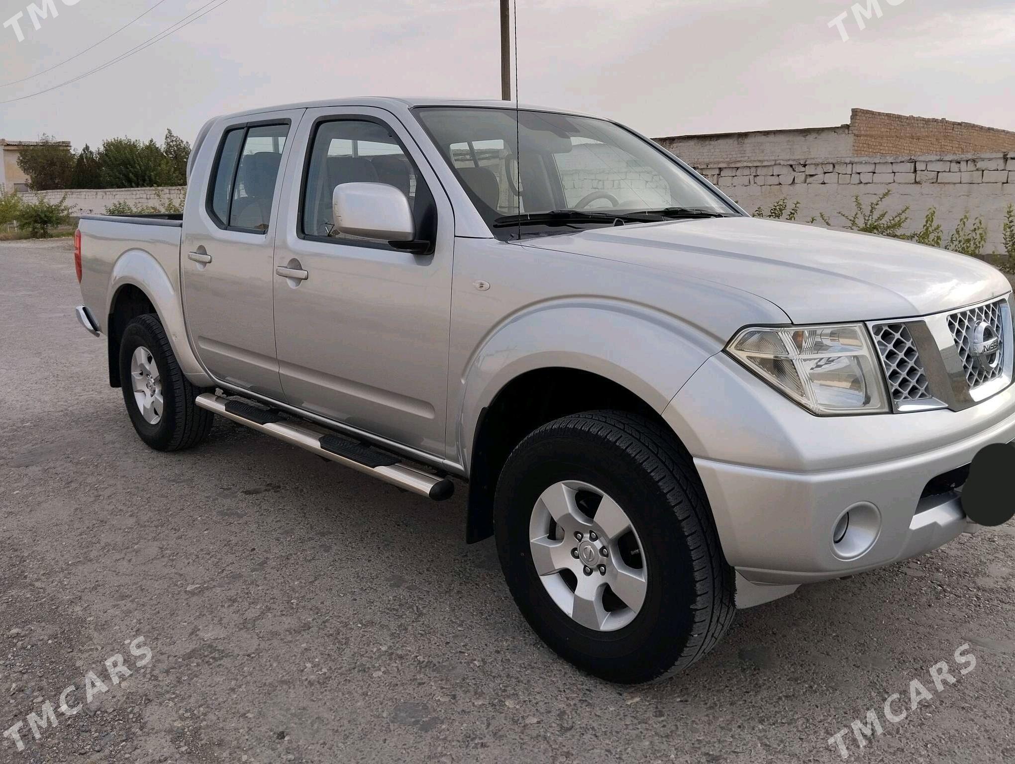 Nissan Navara 2014 - 230 000 TMT - Gyzylarbat - img 6
