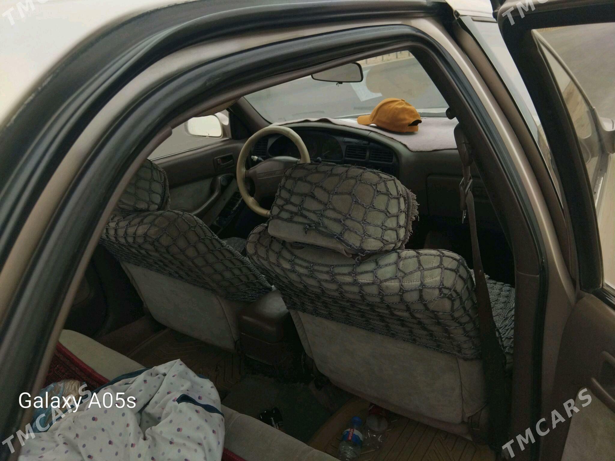 Toyota Camry 1993 - 87 000 TMT - Bäherden - img 4