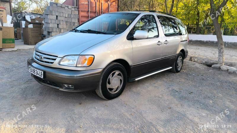 Toyota Sienna 2001 - 198 000 TMT - Керки - img 4