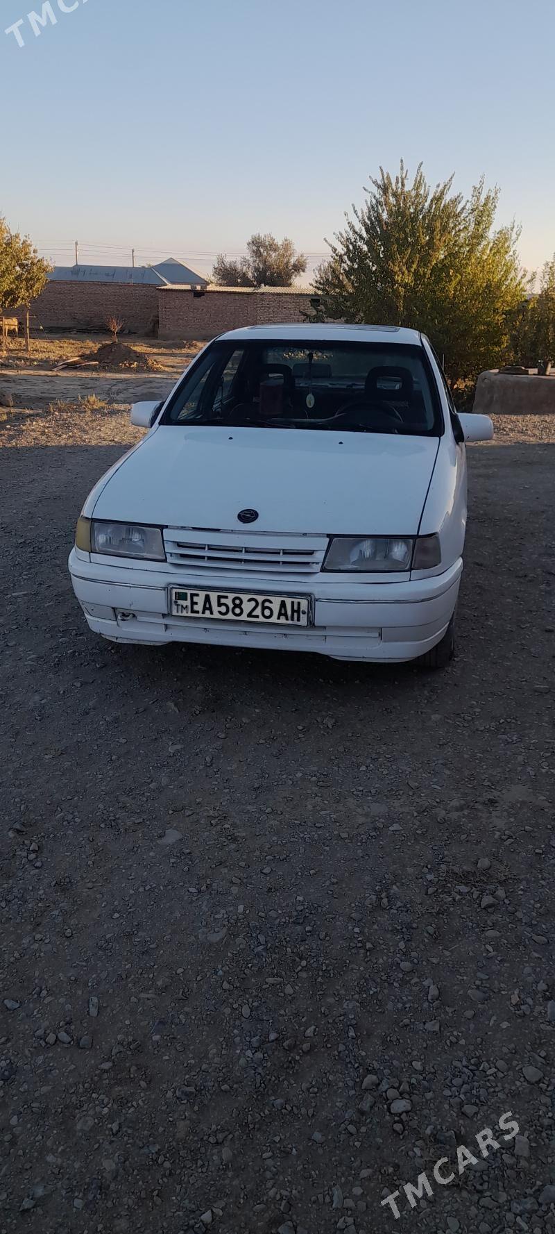 Opel Vectra 1991 - 34 000 TMT - Бахарден - img 3