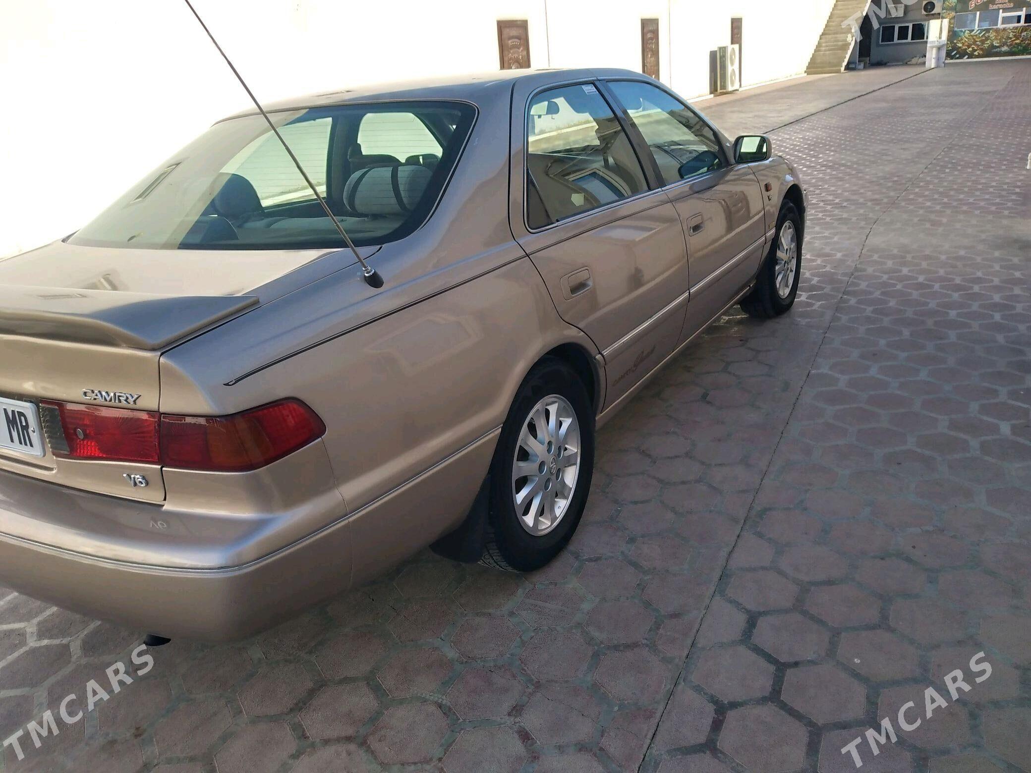 Toyota Camry 1999 - 160 000 TMT - Мары - img 4