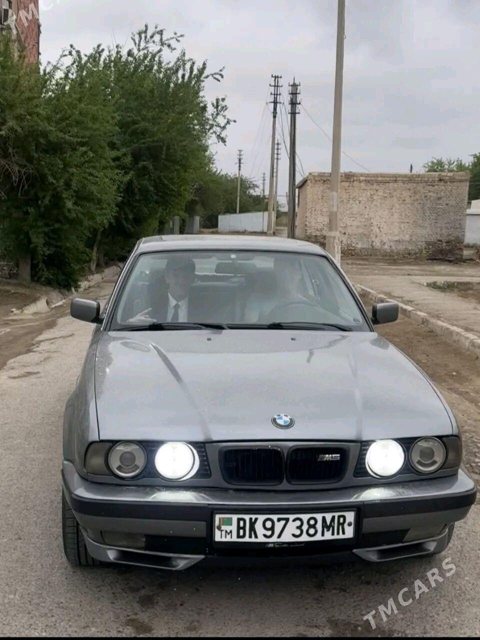 BMW E34 1995 - 85 000 TMT - Mary - img 1