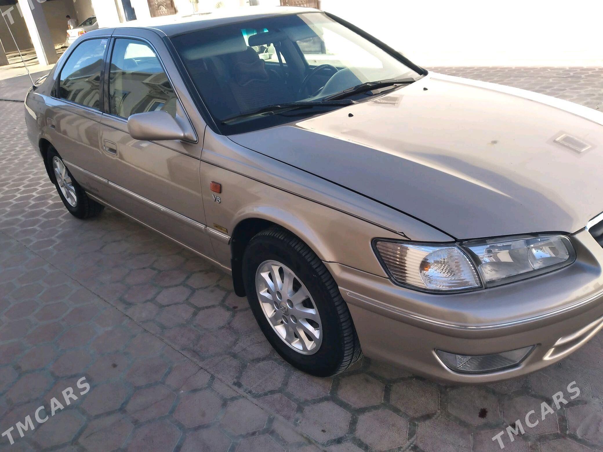 Toyota Camry 1999 - 160 000 TMT - Мары - img 3
