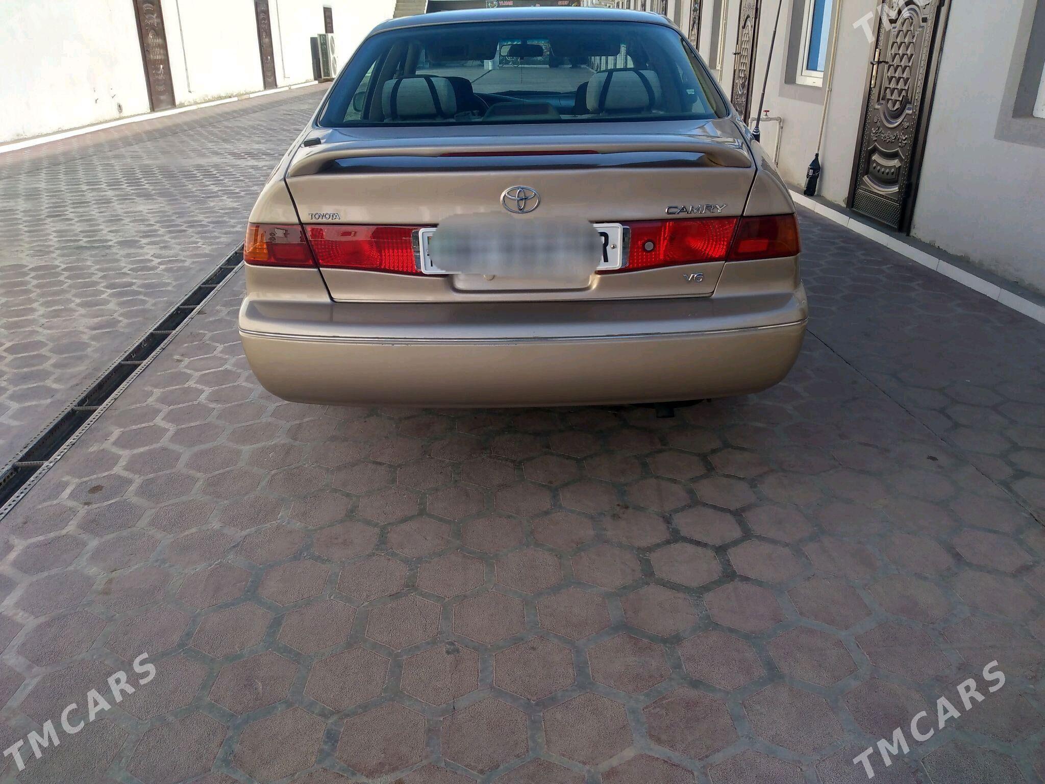Toyota Camry 1999 - 160 000 TMT - Мары - img 5