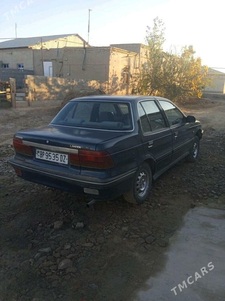 Mitsubishi Lancer 2001 - 32 000 TMT - Daşoguz - img 4