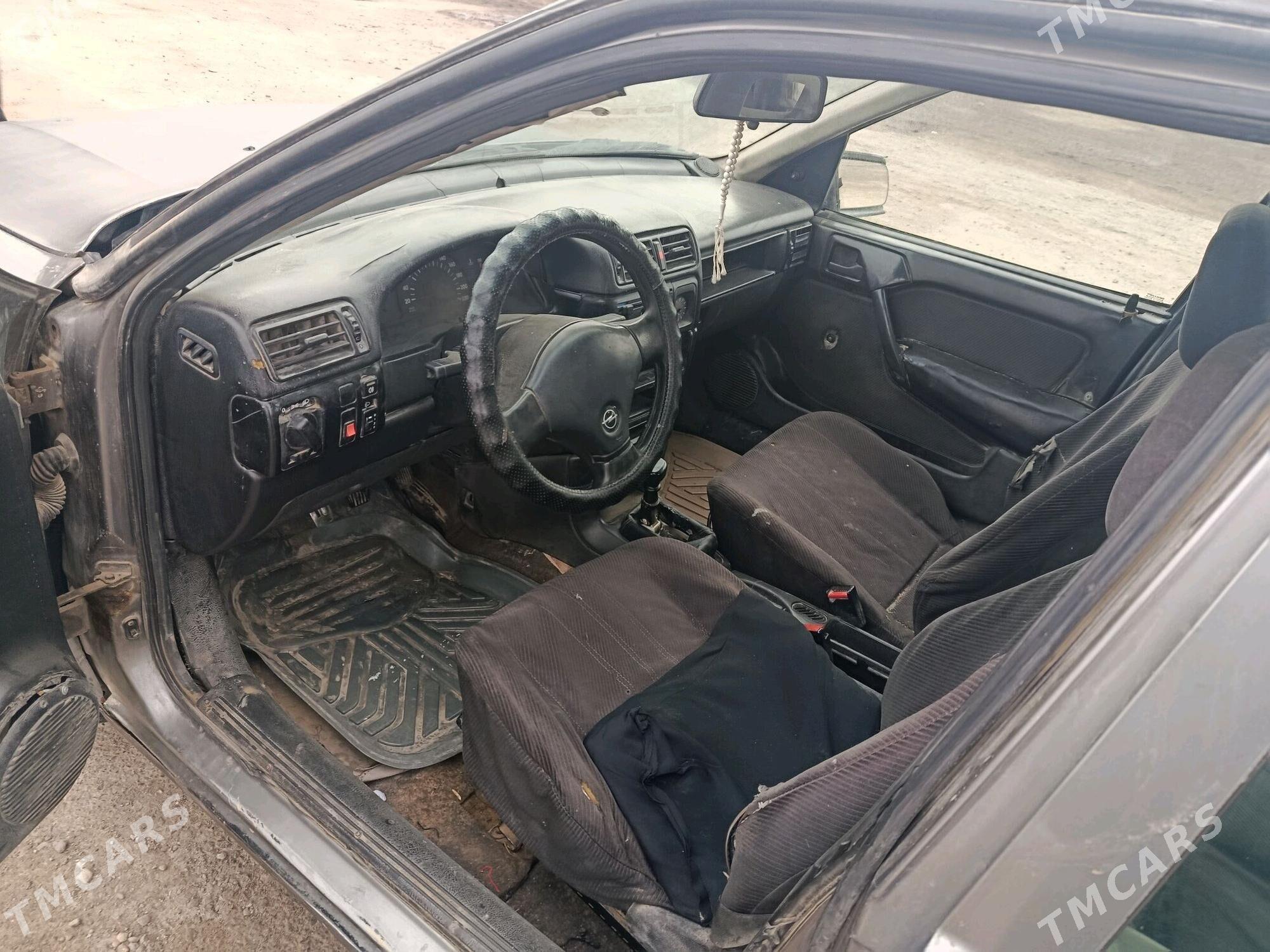 Opel Vectra 1992 - 13 000 TMT - Мары - img 5