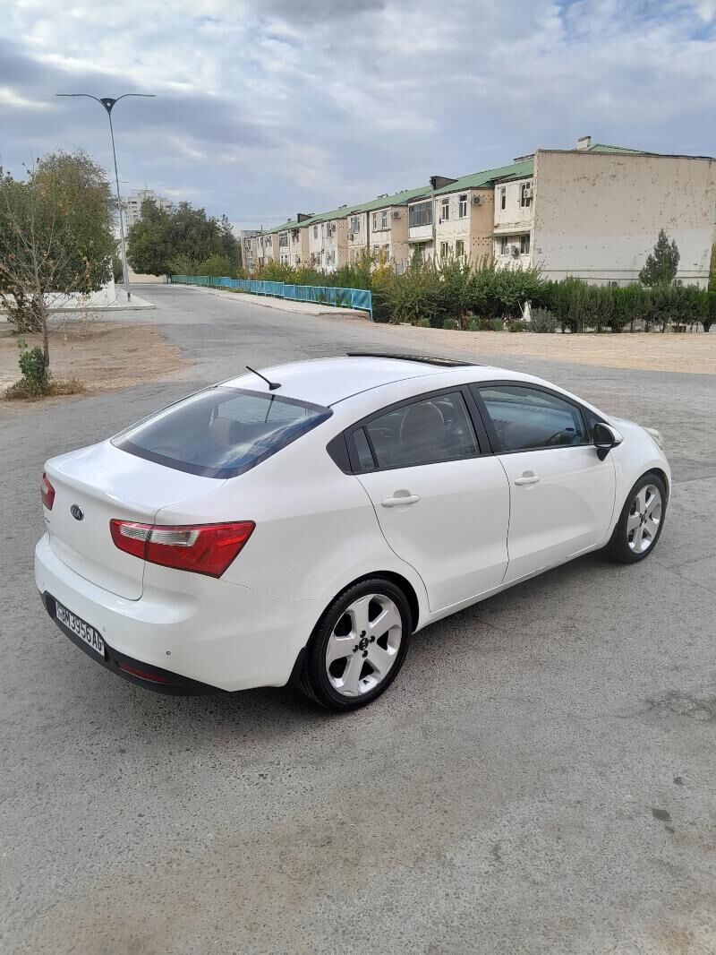 Kia Rio 2014 - 150 000 TMT - 9 мкр - img 3