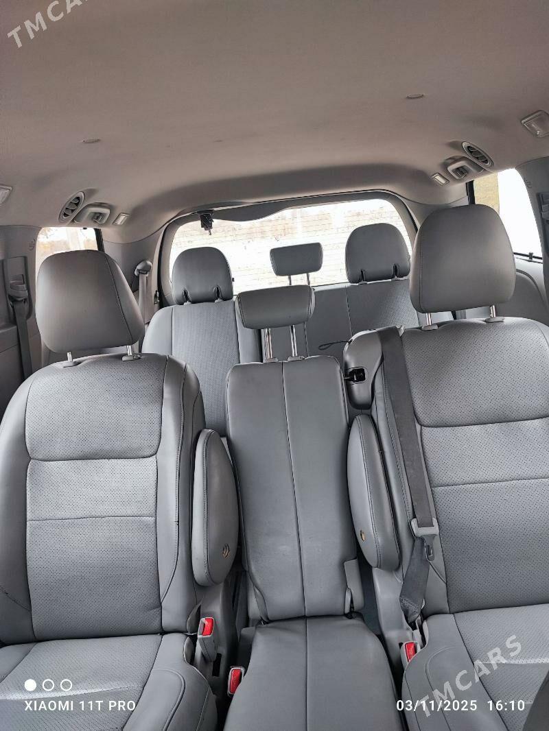 Toyota Sienna 2017 - 360 000 TMT - Кёнеургенч - img 5