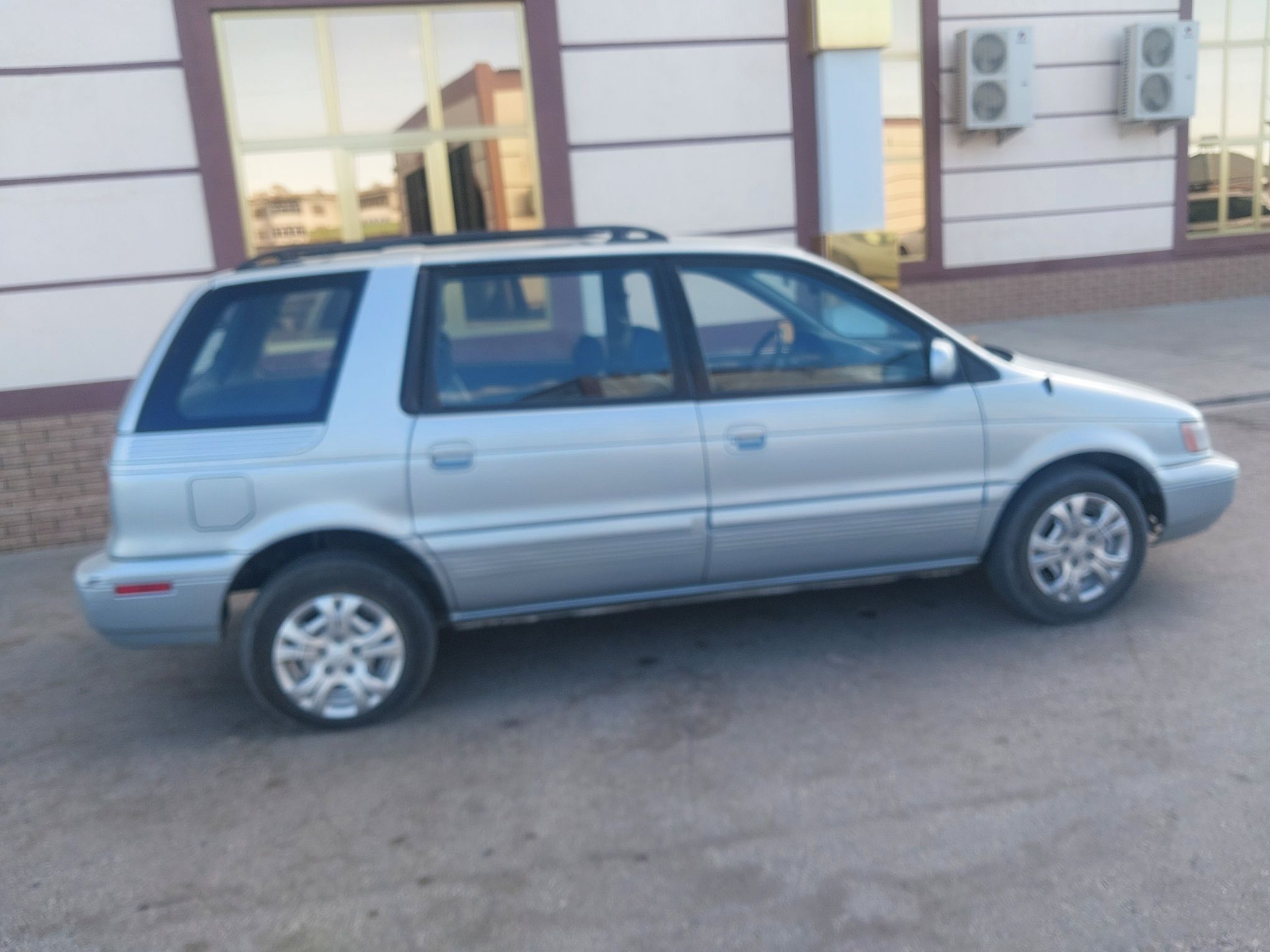 Mitsubishi Expo 1992 - 65 000 TMT - Türkmenabat - img 9