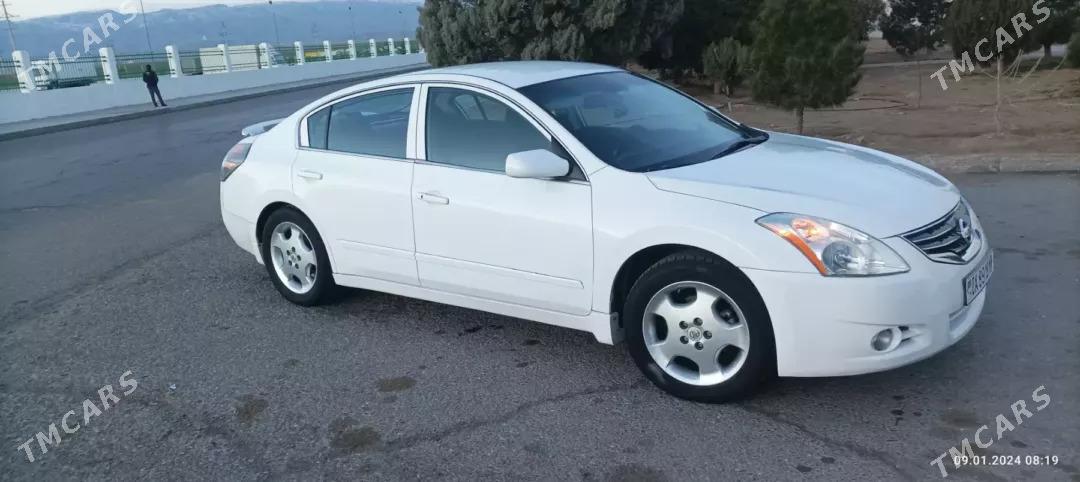 Toyota Camry 2010 - 100 000 TMT - Байрамали - img 4