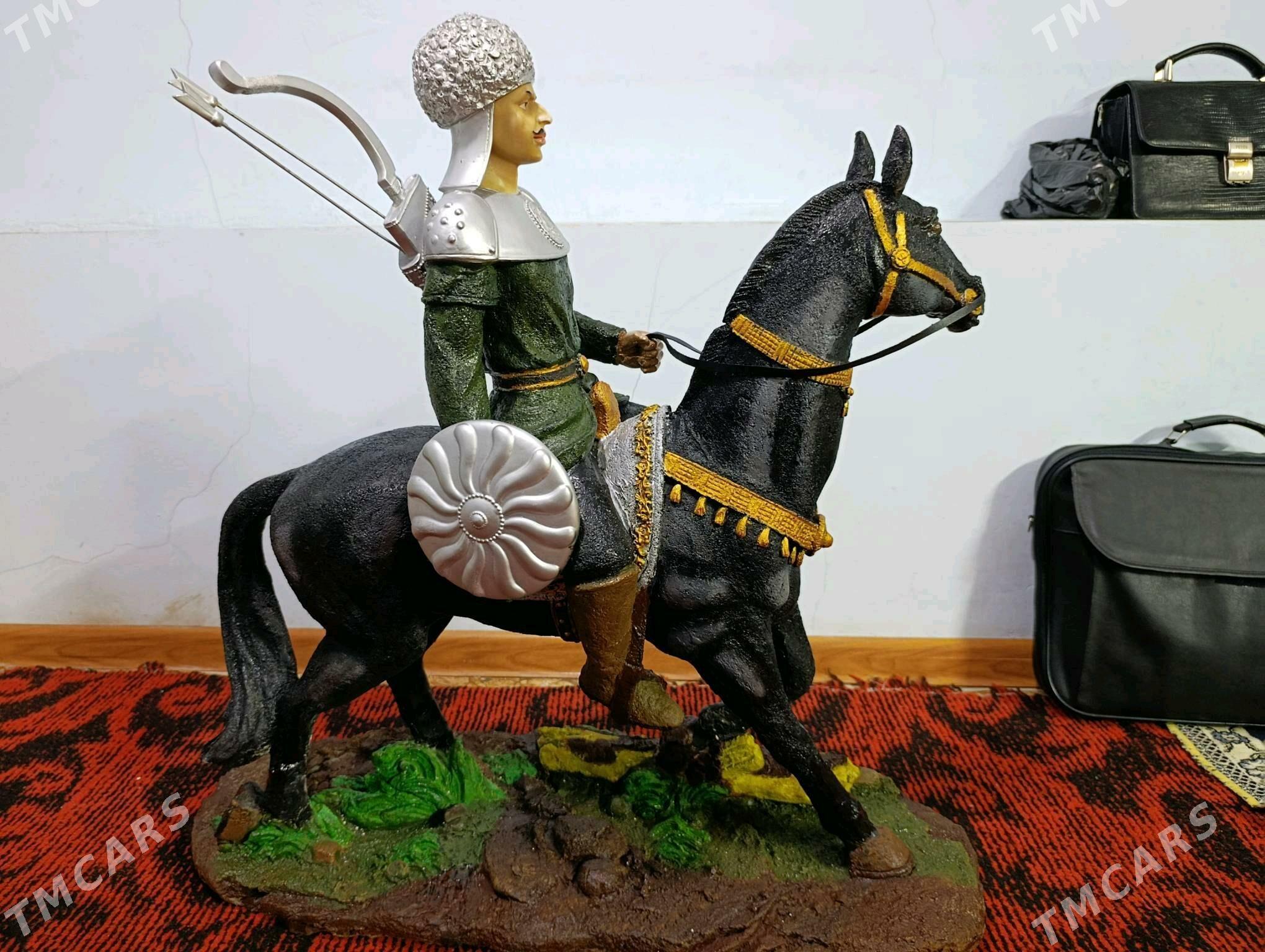 Heýkel - Howdan "W" - img 7