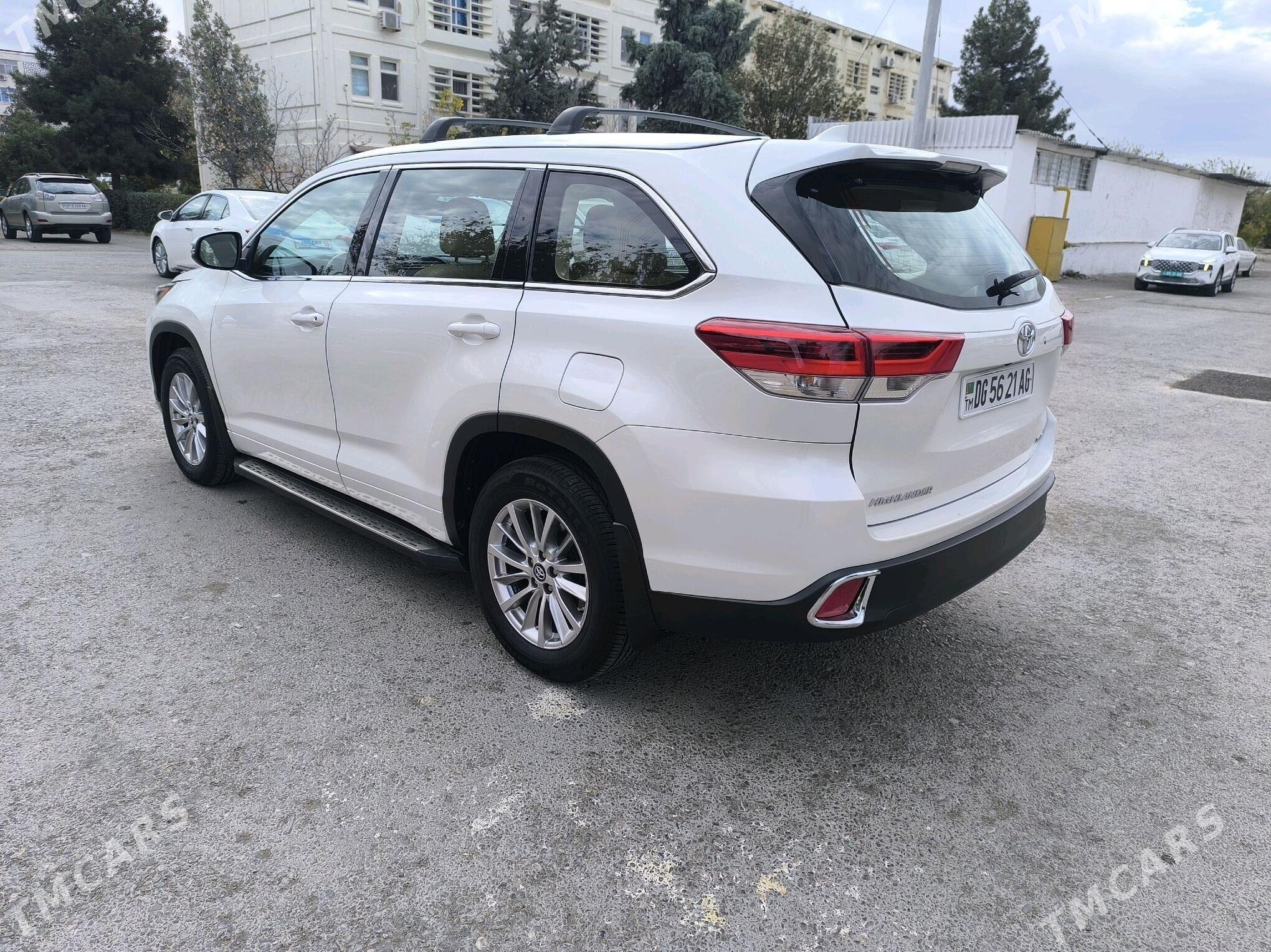Toyota Highlander 2018 - 480 000 TMT - Ашхабад - img 7