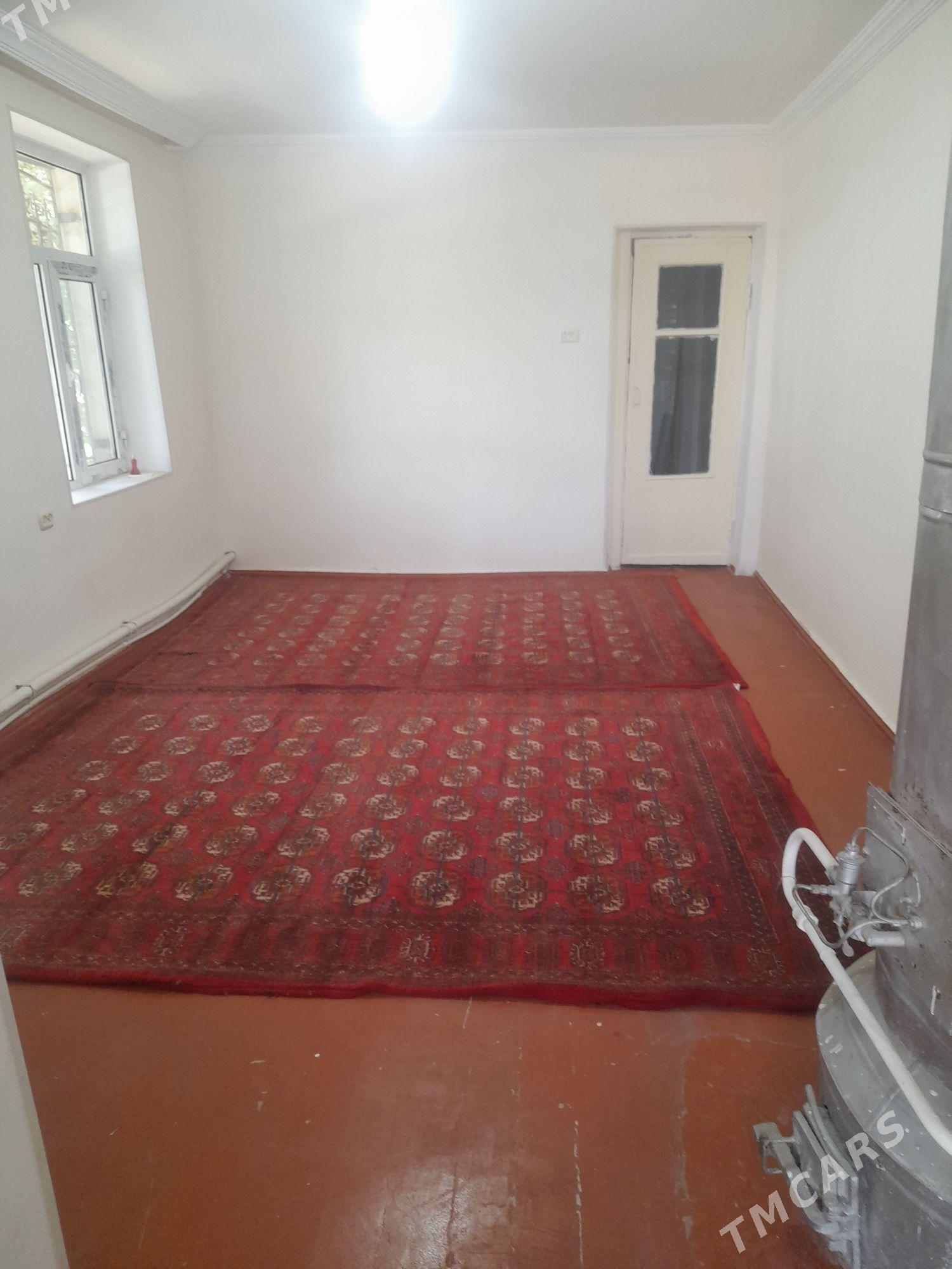 1 комн 1 этаж  кв от хозяина мкр-не Шёлкоматалка - Туркменабат - img 3