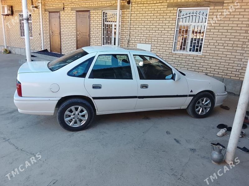 Opel Vectra 1995 - 37 500 TMT - Bäherden - img 3