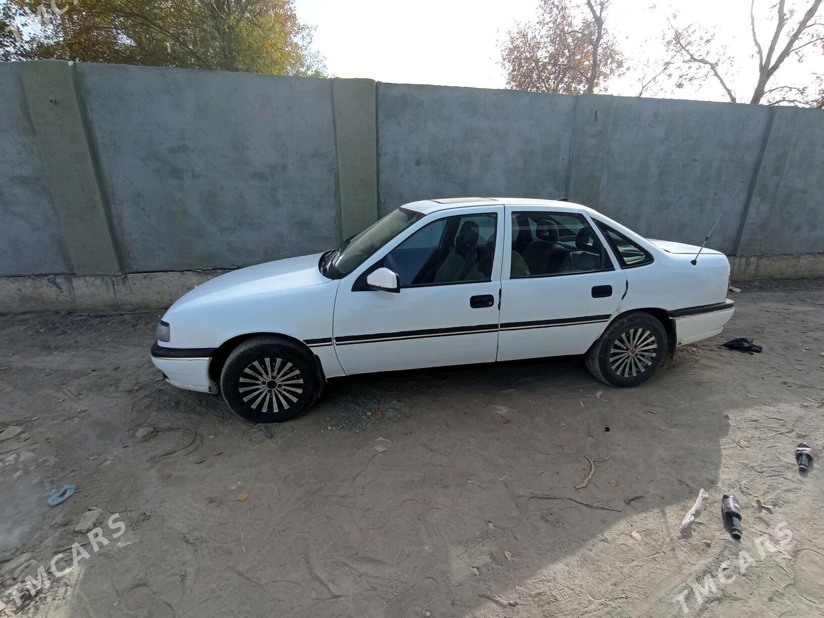 Opel Vectra 1992 - 32 000 TMT - Болдумсаз - img 3