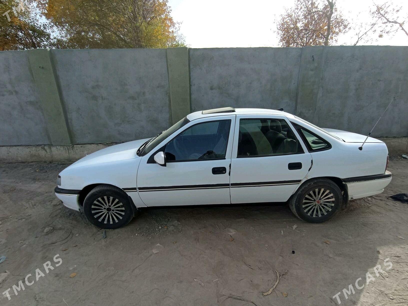Opel Vectra 1992 - 32 000 TMT - Болдумсаз - img 4