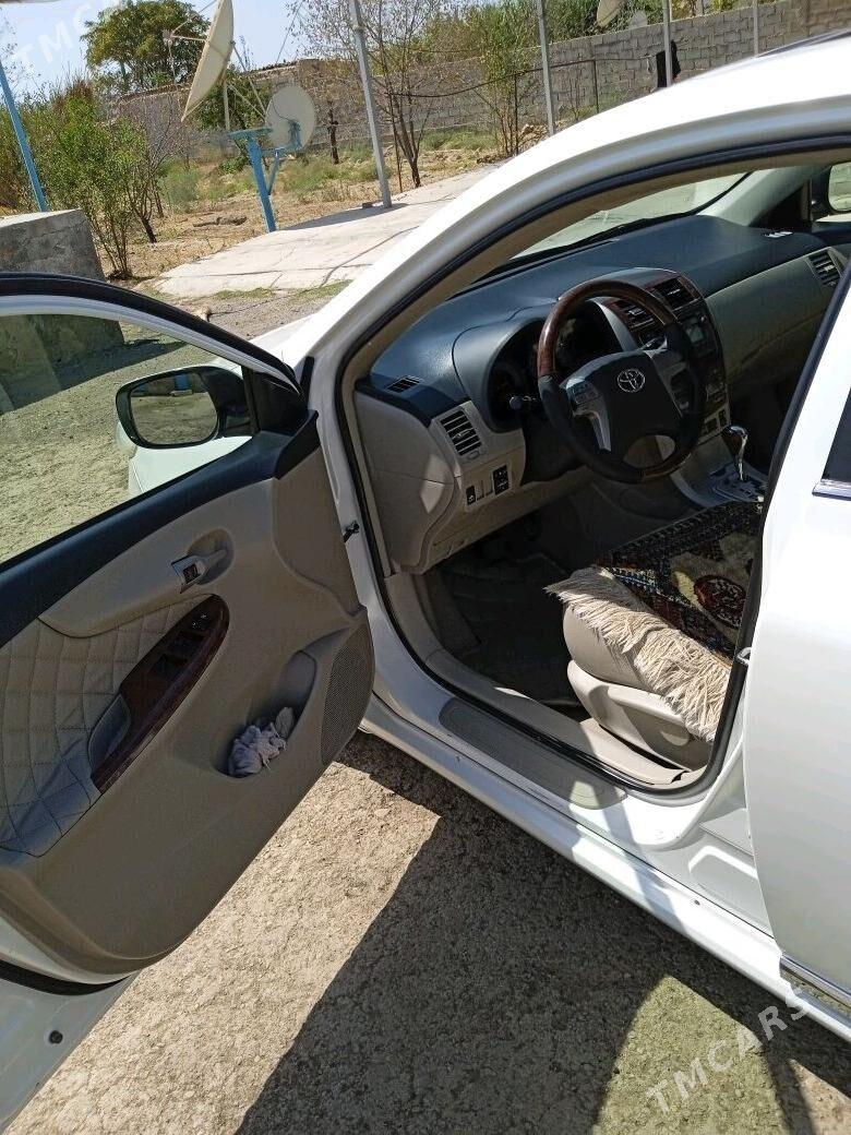 Toyota Corolla 2012 - 186 000 TMT - Balkanabat - img 6
