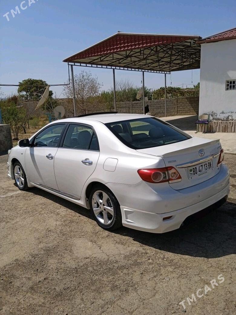 Toyota Corolla 2012 - 186 000 TMT - Balkanabat - img 1