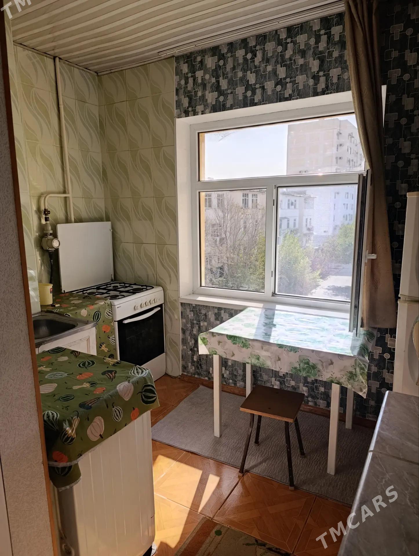 Сдам на мир 1 однокомнатную переделанную в двух. - Ашхабад - img 7