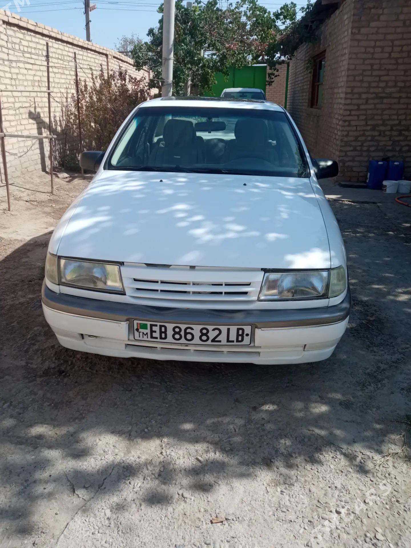 Opel Vectra 1989 - 38 000 TMT - Туркменабат - img 1
